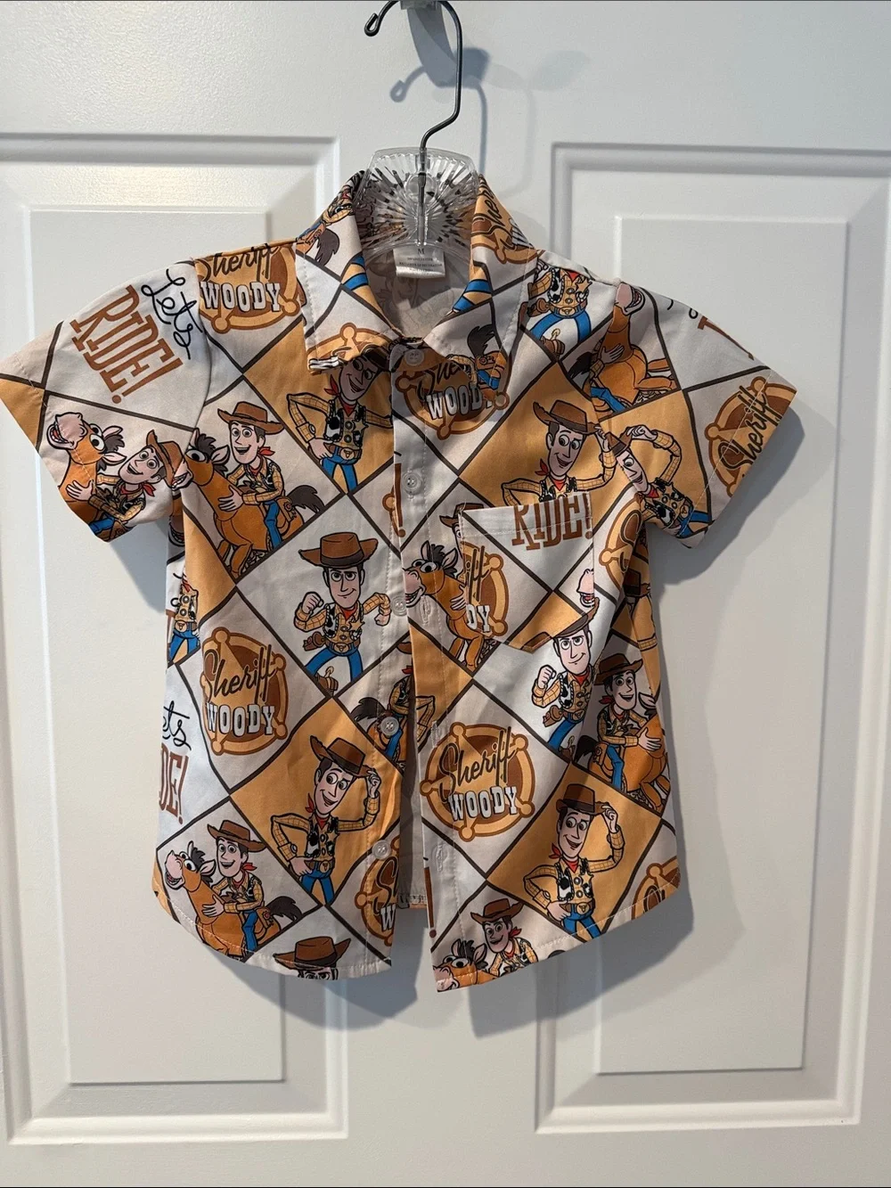 Sheriff Woody Print Kids Button-Up Shirt - Tan & White
